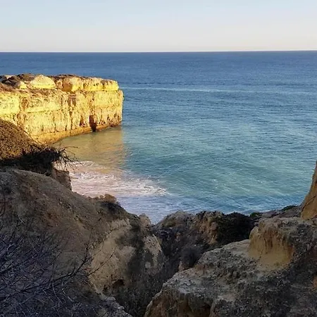 Albufeira, One Step Into The Water דירה *