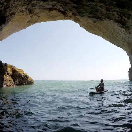 Albufeira, One Step Into The Water אלבופיירה